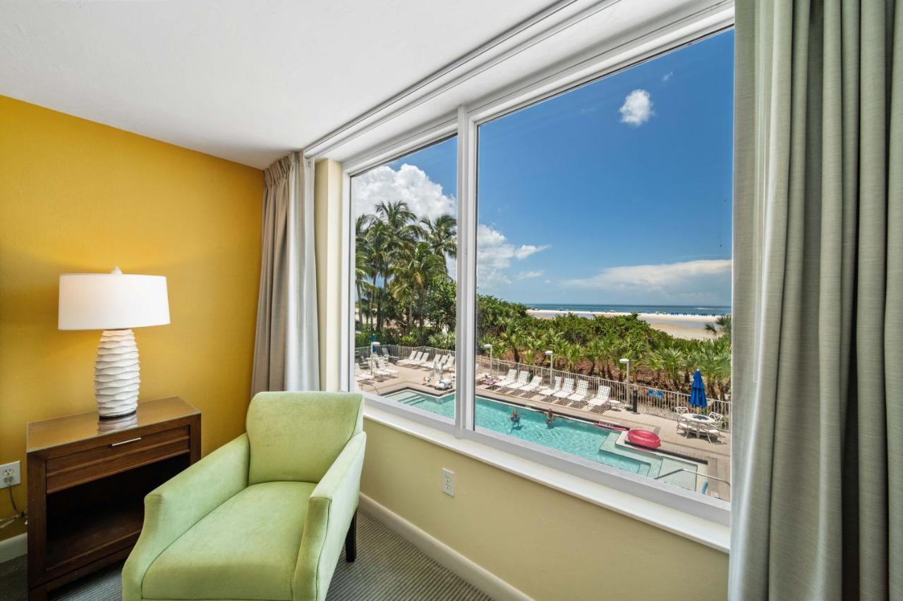 Gullwing Beach Front Resort Fort Myers Beach Extérieur photo
