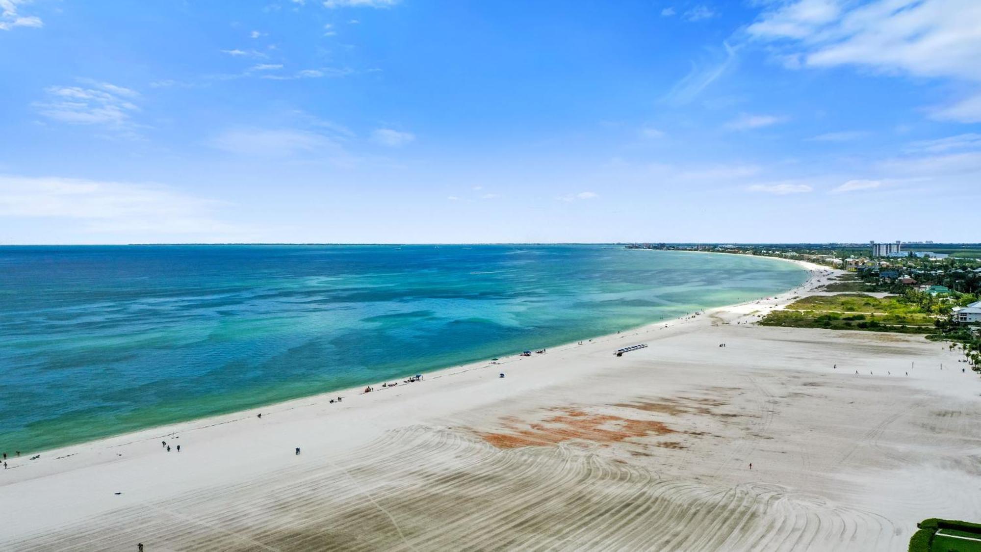 Gullwing Beach Front Resort Fort Myers Beach Extérieur photo