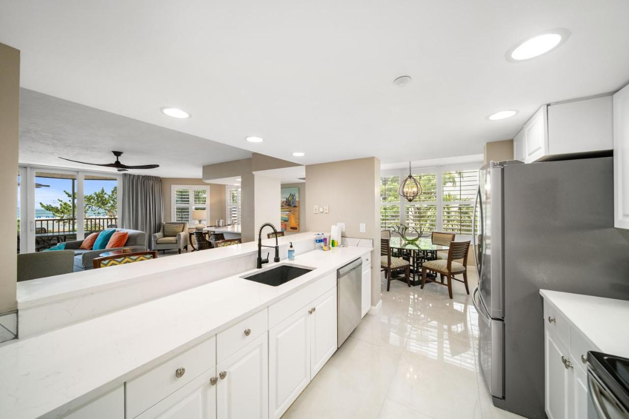 Gullwing Beach Front Resort Fort Myers Beach Extérieur photo